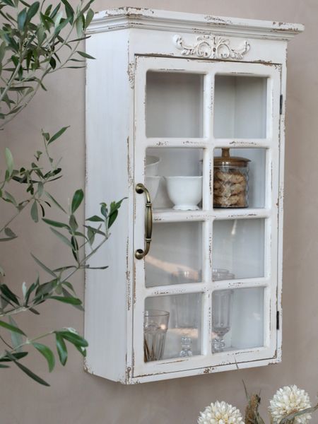Hovedbilde Veggskap i antikk kremfarge fra Chic Antique